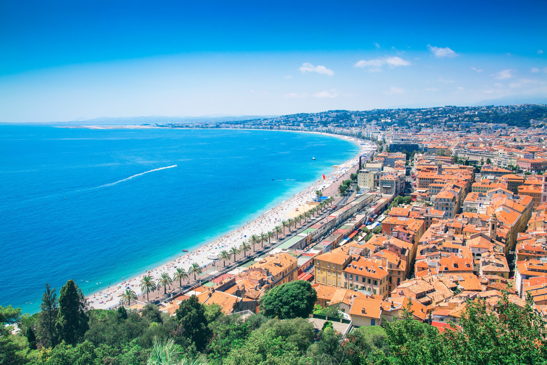 Nice - Stroll along the Promenade des Anglais to enjoy the Mediterranean sweetness in the city of Nice.