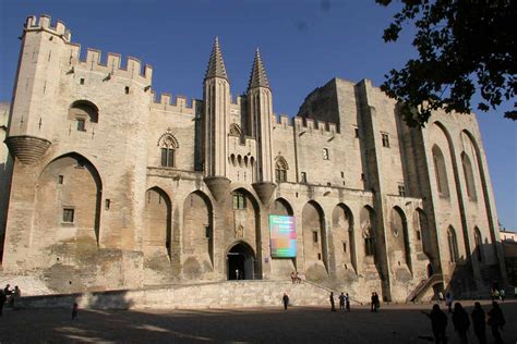Popes' Palace - 