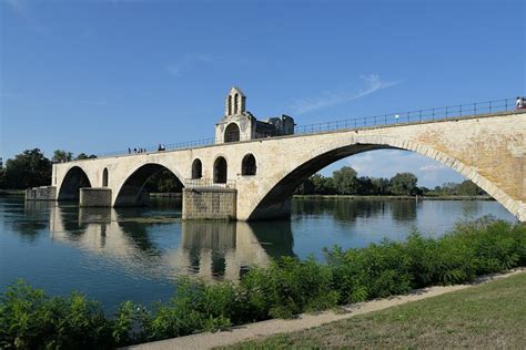 Saint-Bénézet Bridge - 